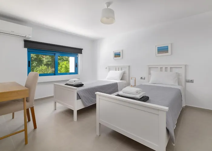 Aegean View Estates شقة